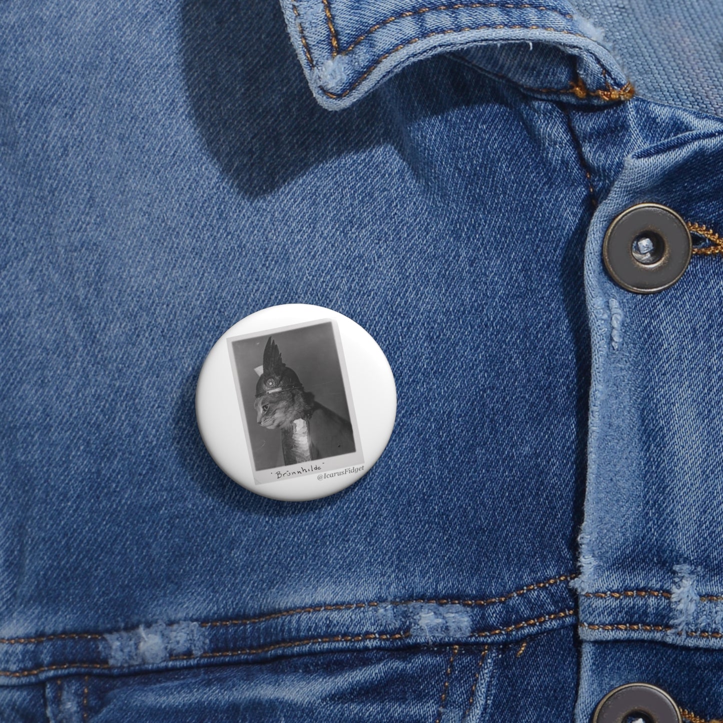 Brunnhilde the Valkyrie Cat - Pin Buttons